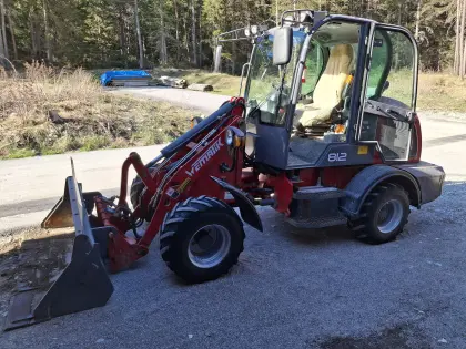 Weidemann 812