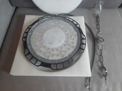 800 Watt LED Hallenstrahler