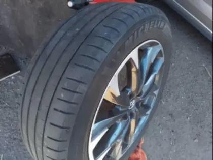 Alufelgen für Mazda mit Sommerreifen 225/55R19