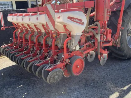 Maissägerät 8-reihig Fronttank