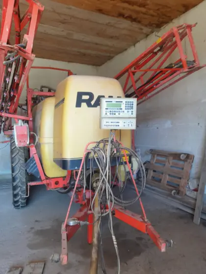 Rau D2 Feldspritze