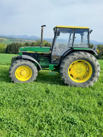John Deere 2650