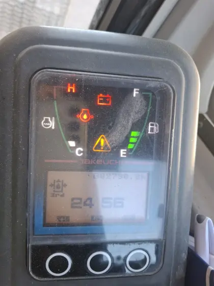 Minibagger TB216 mit Anhänger und Sieblöffel