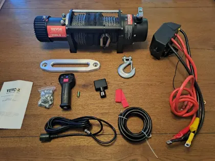 12 V Seilwinde 5.900 kg mit Funkfernbedienung