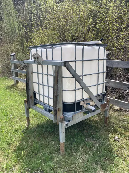 Weidetränke 1.000 l mit Schwimmerbecken