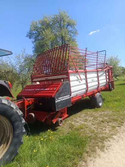Pöttinger Erntewagen 2