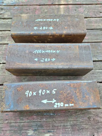 3 Vierkantrohr-Reste 100 x 100 und 90 x 90