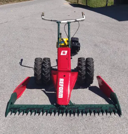 Reform 111 neu restauriert mit neuem 6 PS 4-Takt-Motor. Reform 111