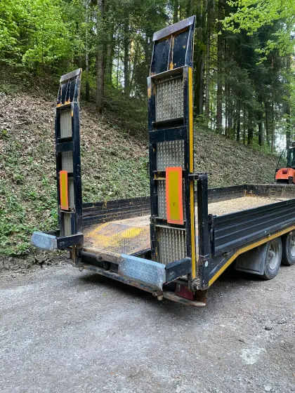 Tandemtieflader Humer