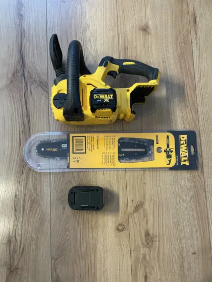 DeWalt DCM565 18 V Akku-Kettensäge mit Makita-Adapter