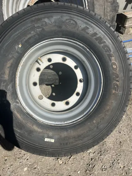 Reifen 435/50R19.5