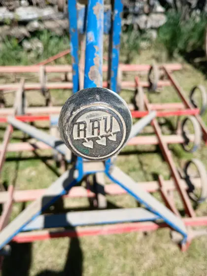 Rau Weingarten Kultivator