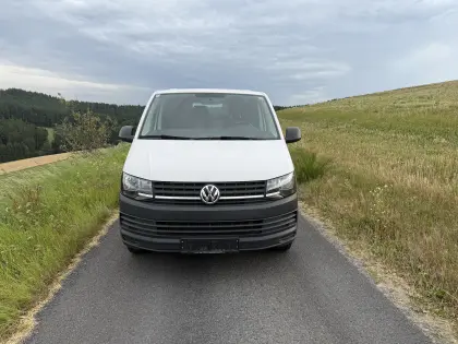 VW Transporter T6 2.0 TDI