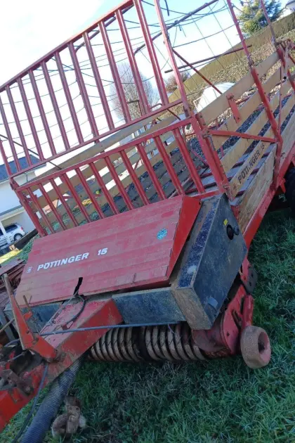 Ladewagen Pöttinger 15