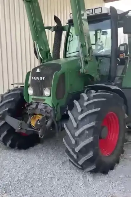 Fendt 415 Vario TMS