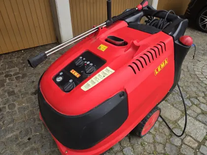 LEMA Red Power 13/180 hot3 Hochdruckreiniger (Heißwasser)