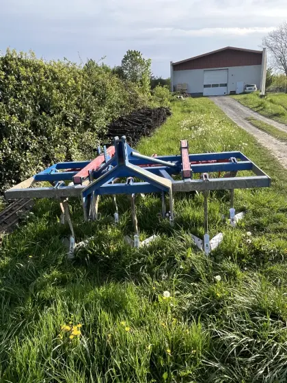 Einböck Grubber zu verkaufen