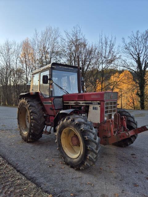 CASE IH IHC 1055