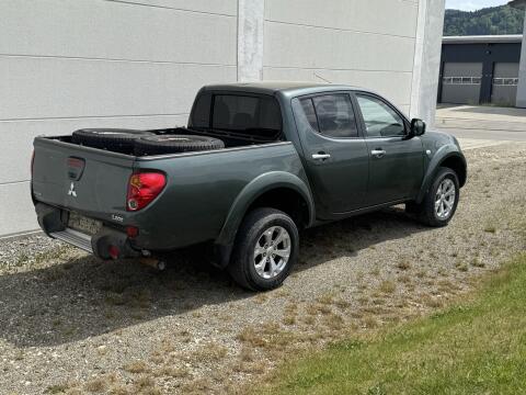 Suche Pick-ups und Geländewagen aller Art