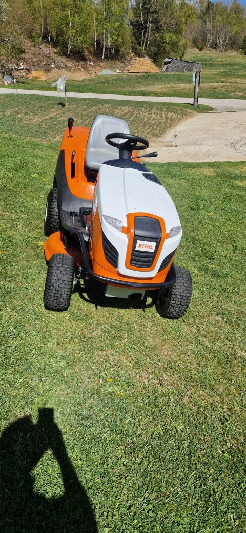Rasentraktor Stihl RT5097