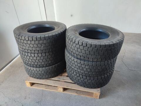 Reifen 265/70 R 17,5