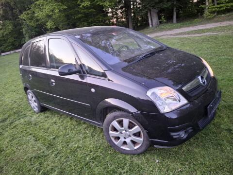 Opel Meriva 4 Zylinder, 1,4 Benzin, Klein-/Kompaktwagen