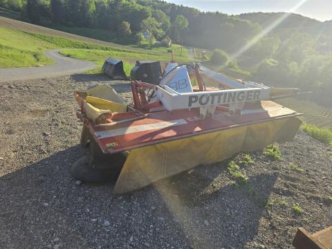 Pöttinger Cat 310 gezogen