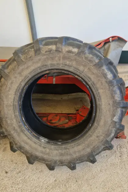 Traktor-Reifen Barum