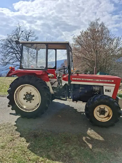 Lindner BF 450 SA, Allrad