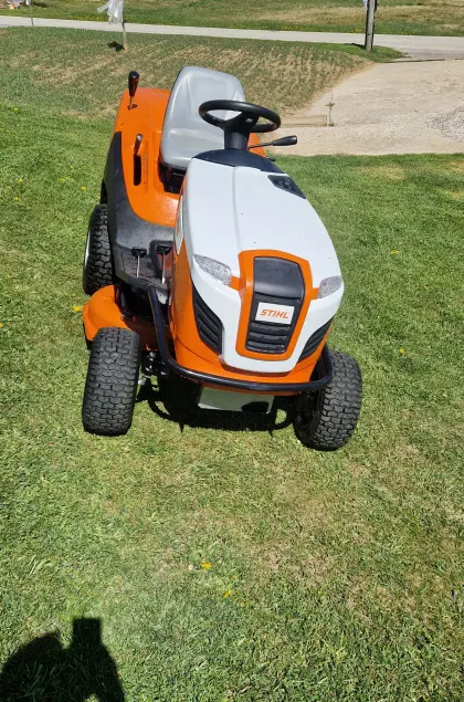 Rasentraktor Stihl RT5097