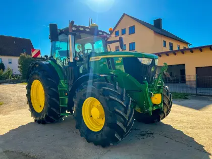 John Deere 6R215 6R 215