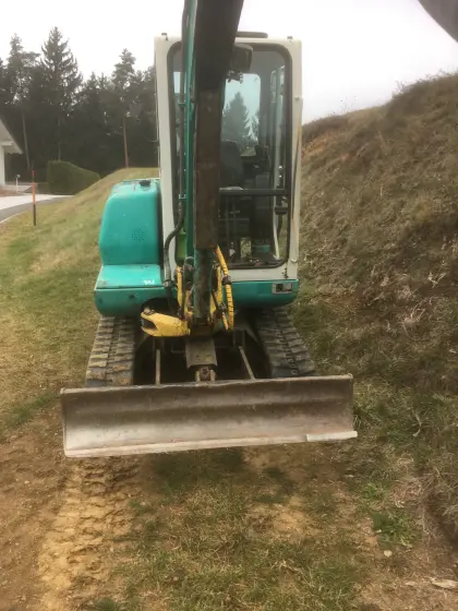Bagger Komatsu PC30-7