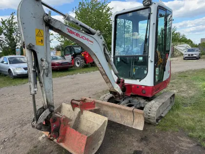 TAKEUCHI TB 216
