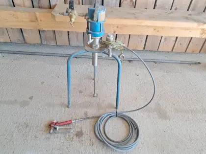 WIWA Airless Lackiergerät