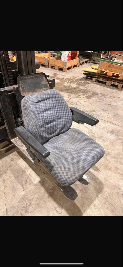 HEMA Luftsitz Fendt Farmer Steyr 311