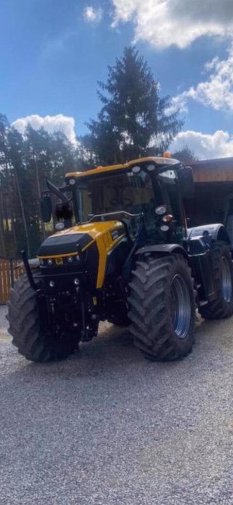 JCB Fastrac 4220