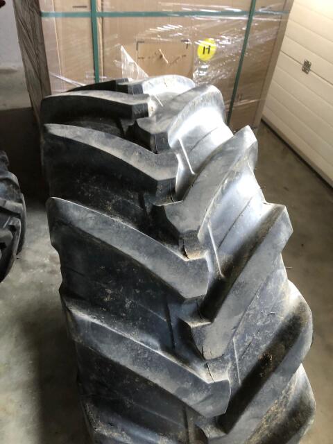 Michelin/XMCL 400/70 R20
