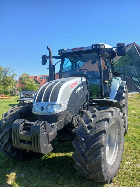 Steyr PROFI 6125