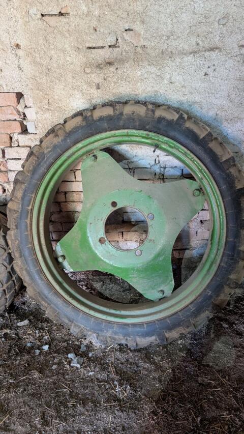 15er Steyr Hinterreifen