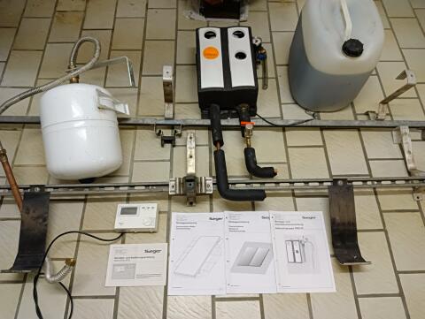 Sieger Solarthermie komplett mit 2 Kollektoren und Stg.