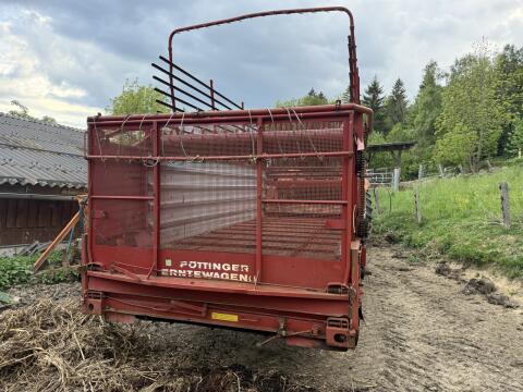 Pöttinger Erntewagen 2 Ladewagen