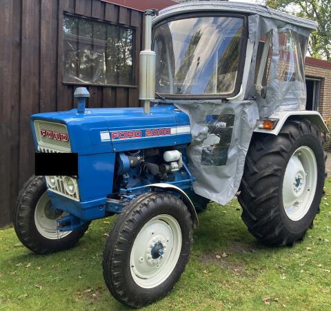 Ford 2000