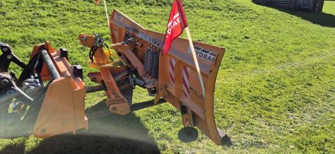 Hydrac Schneepflug Uni 250