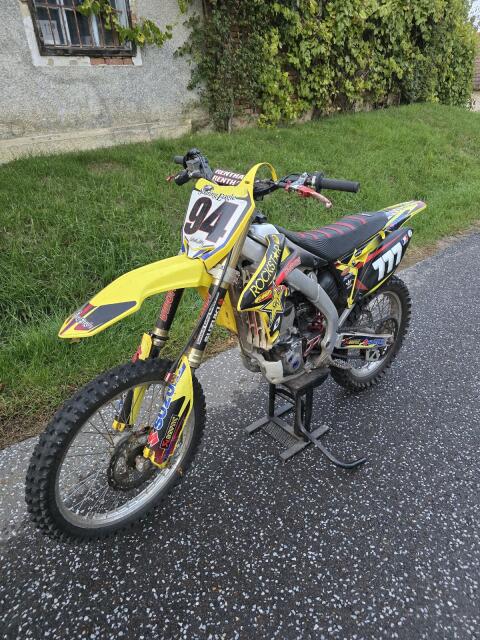 Suzuki RMZ 250