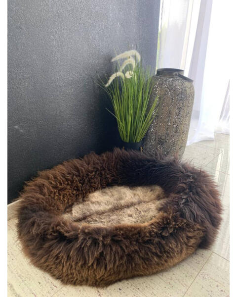 Anti-Stress-Haustierbett aus echtem Lammfell, Kuschelkomfort
