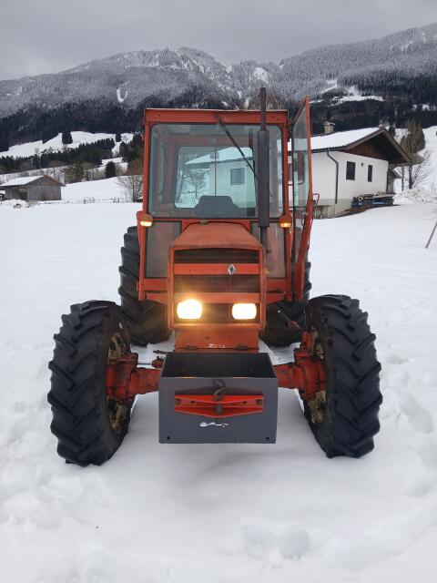 Allrad-Traktor Renault 651-4 65 PS MWM Motor Kabine