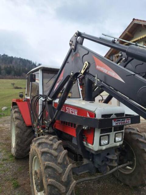 Traktor Steyr 8120
