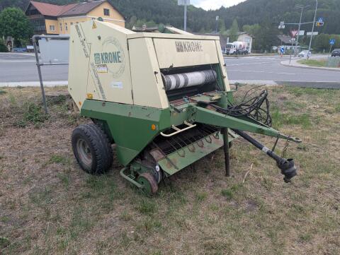 Rundballenpresse KRONE KR 130 S