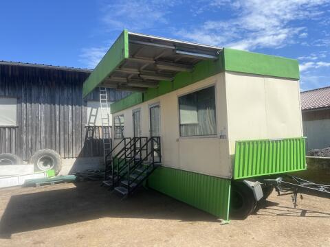 Baucontainer-Anhänger Messewagen