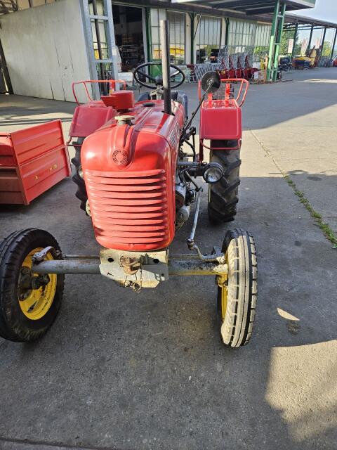 Steyr T84